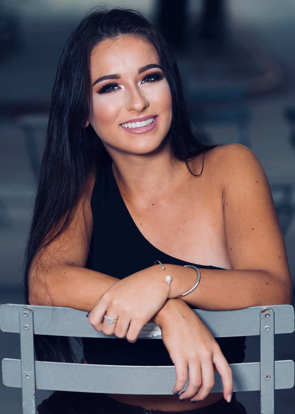 Riley Saurage nude 6