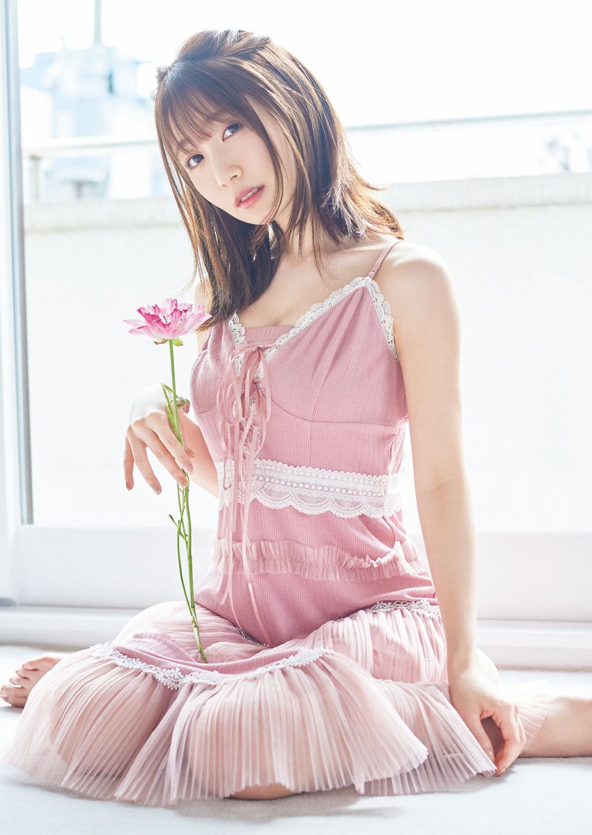 Rina Hidaka nude 2