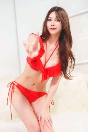 Riri Nanatsumori nude 1