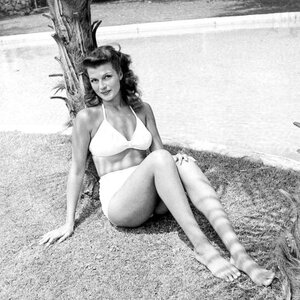 Rita Hayworth nude 9