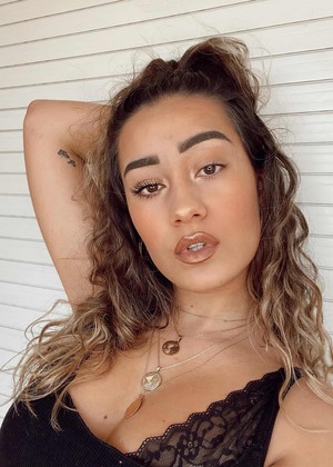 Riverss nude 6