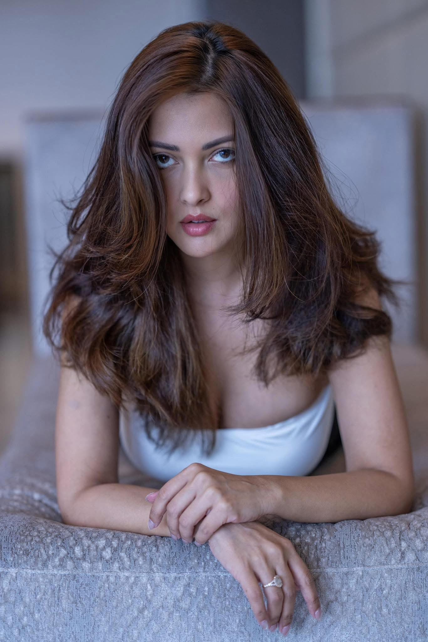 Riya Sen nude 11
