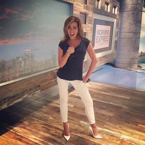Robin Meade nude 3