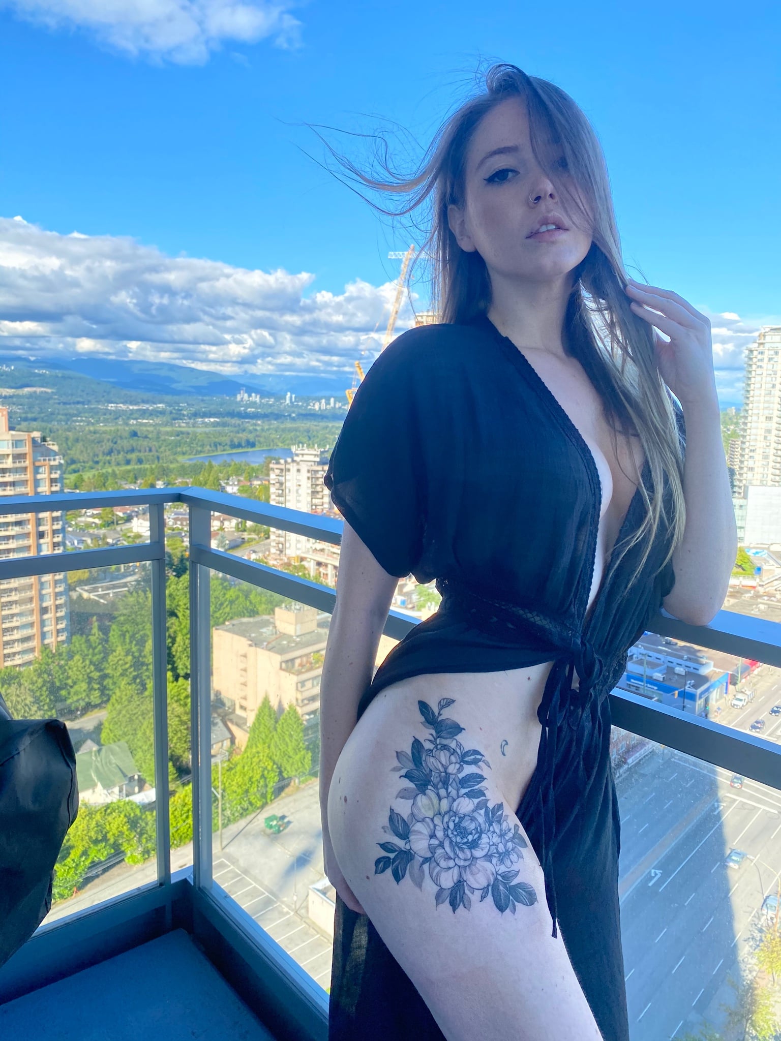 Robynlee Suicide nude 5