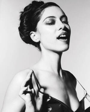 Rosa Salazar nude 8