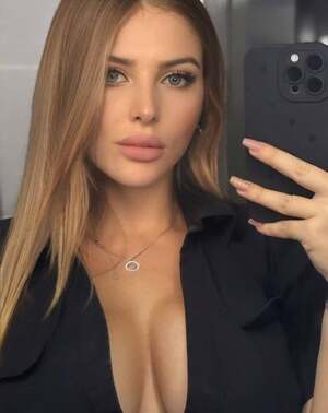 Rosana Happy nude 6