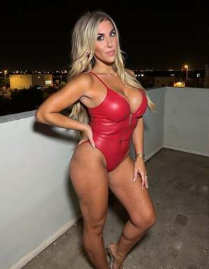 Rose Scott nude 10