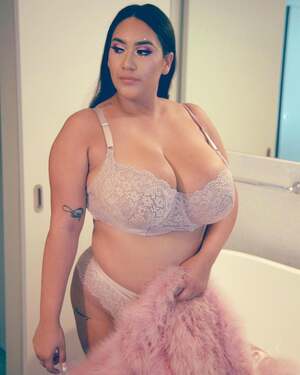 Roserayy nude 3