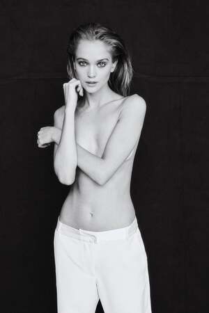 Rosie Tupper nude 7