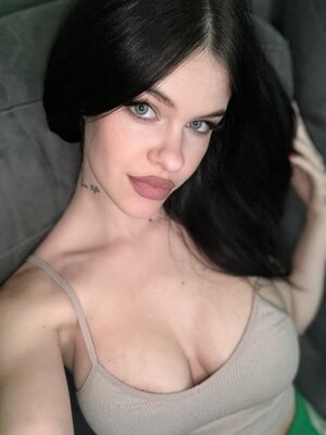 Rossavaxx nude 12