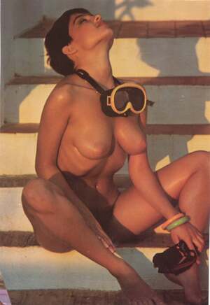 Rowan Moore nude 8