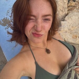 Rowan Robinson nude 6