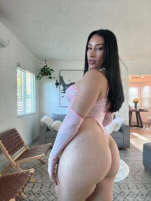 Roxxie Rivers nude 2