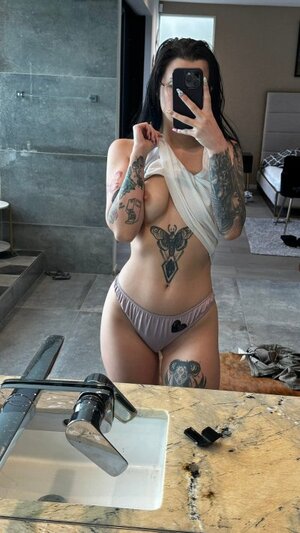 Ruby Hexx nude 7