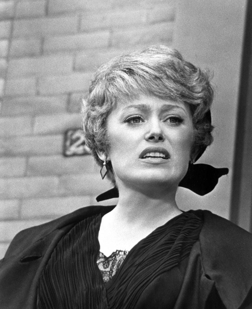 Rue Mcclanahan nude 6
