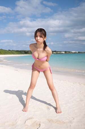 Runa Ichinose nude 12