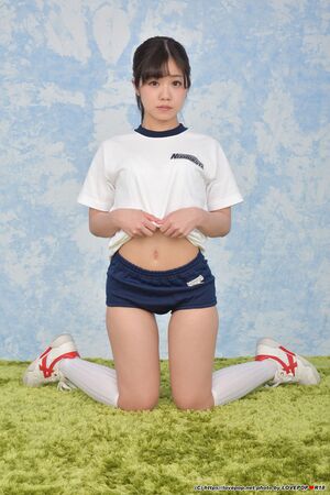 Ruru Arisu nude 9