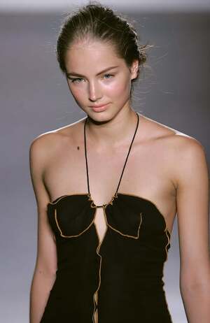 Ruslana Korshunova nude 12