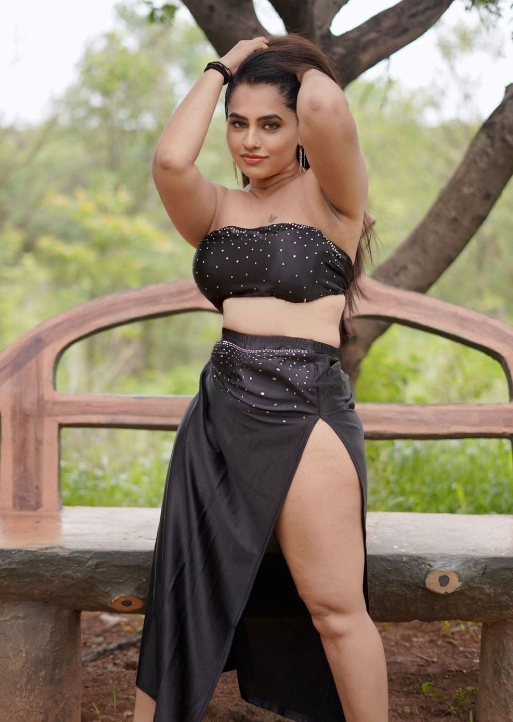 Saayan Suzn nude 2