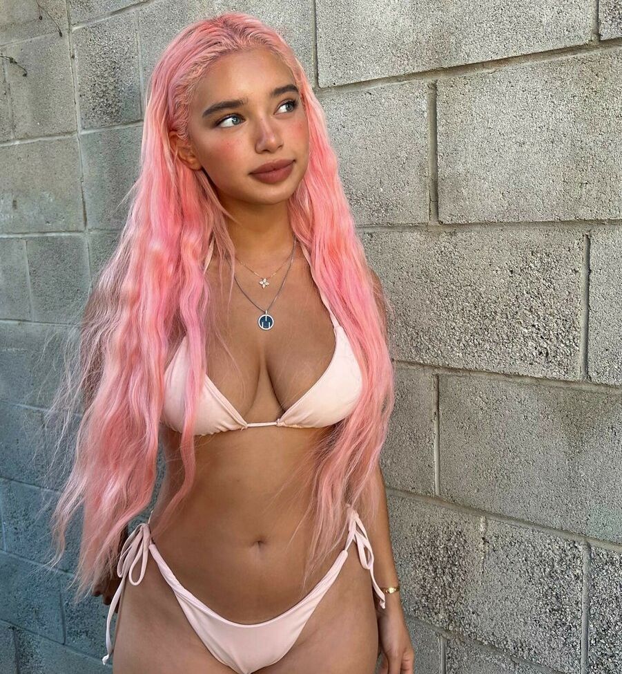 Sab Zada nude 10