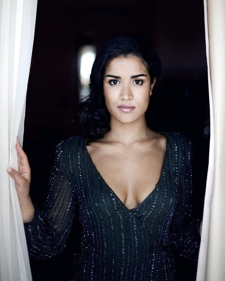 Sabrina Ouazani nude 5