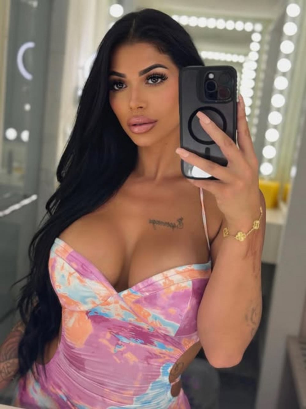 Sabrina Sabrosa nude 8