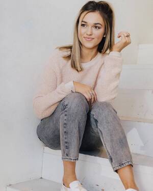Sadie Robertson nude 1
