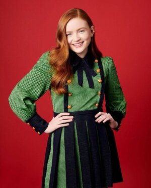 Sadie Sink nude 4