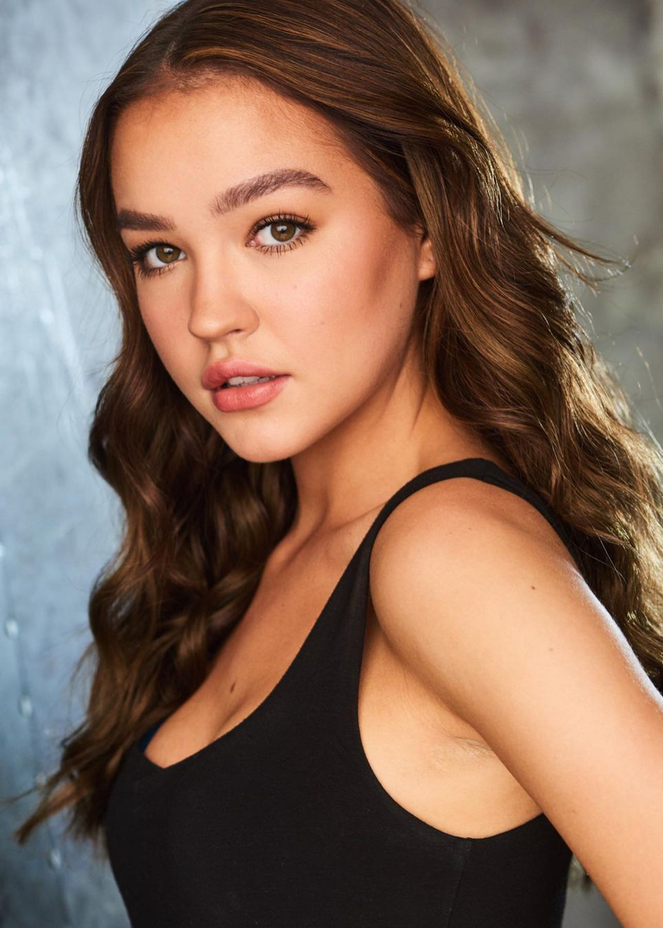 Sadie Stanley nude 6