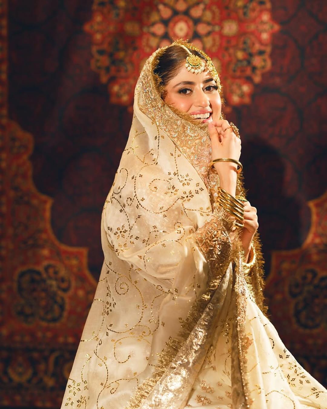 Sajal Ali nude 10