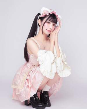 Sakura Kurumi nude 7