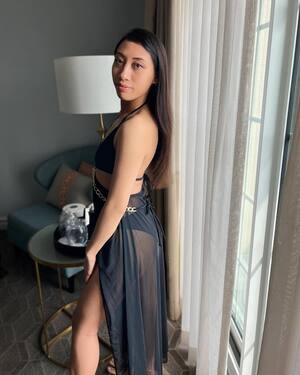 Salee Lee nude 2