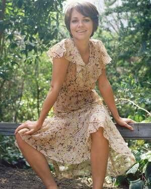 Sally Field nude 4