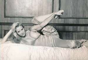 Sally Kirkland nude 7