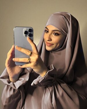 Salma Moubah nude 5