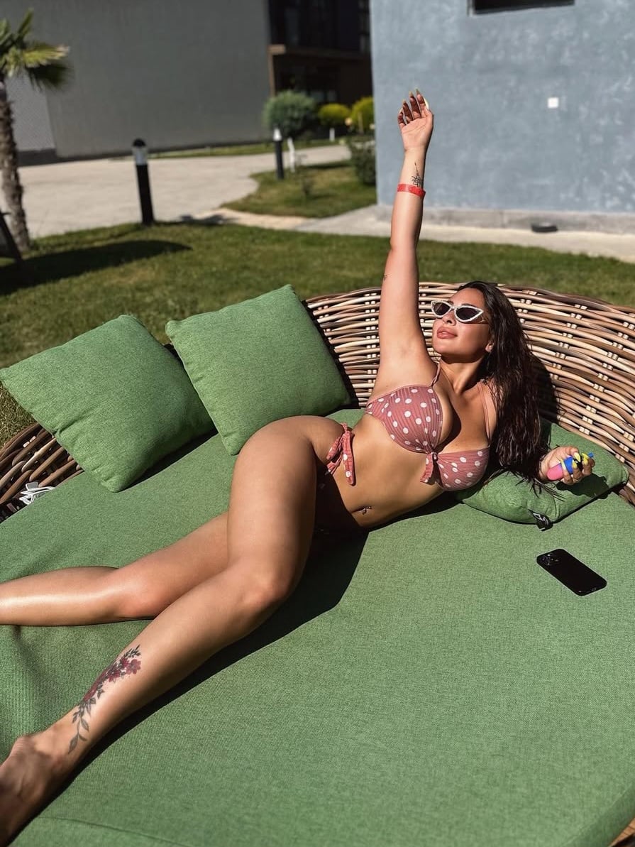 Salome Kapanadze nude 9