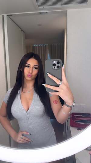 Sam Frank nude 5