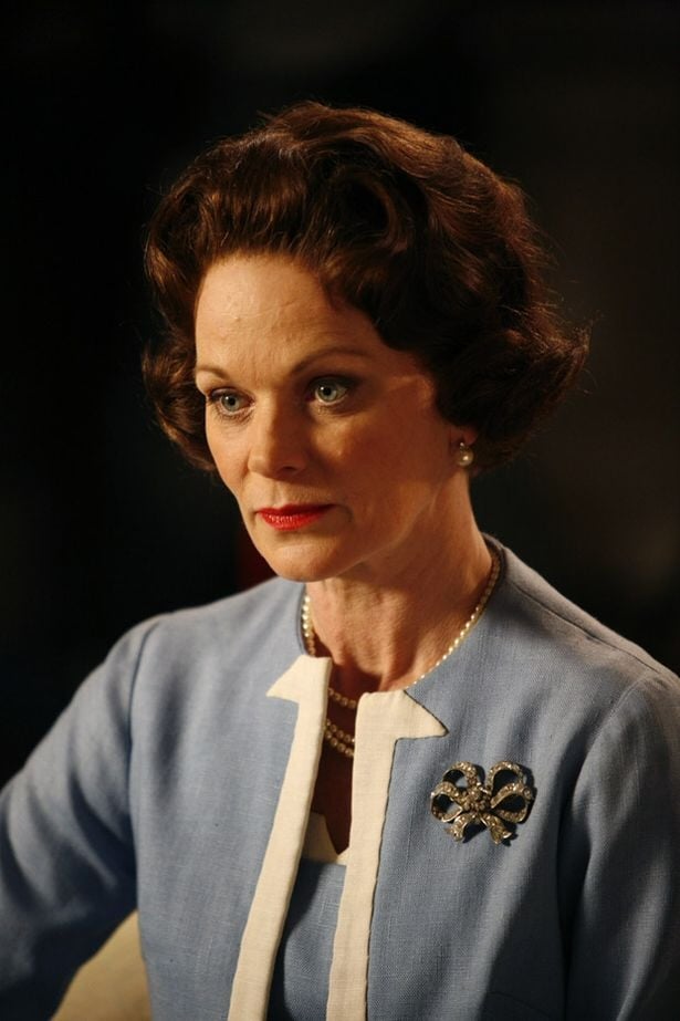 Samantha Bond nude 11