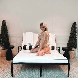 Samantha Cmcc nude 4