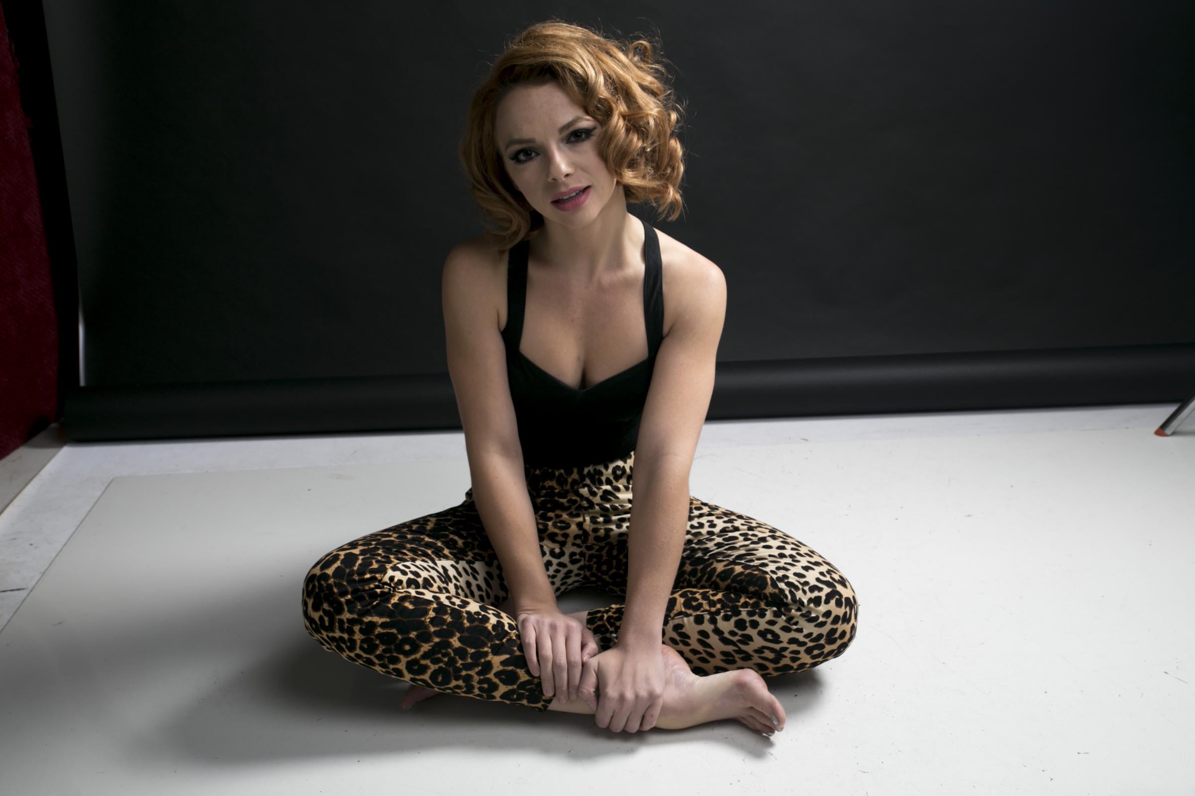 Samantha Fish nude 5