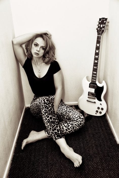 Samantha Fish nude 6