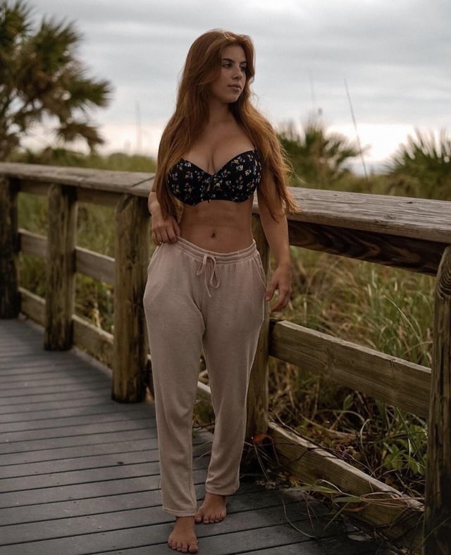 Samantha Vicha nude 5