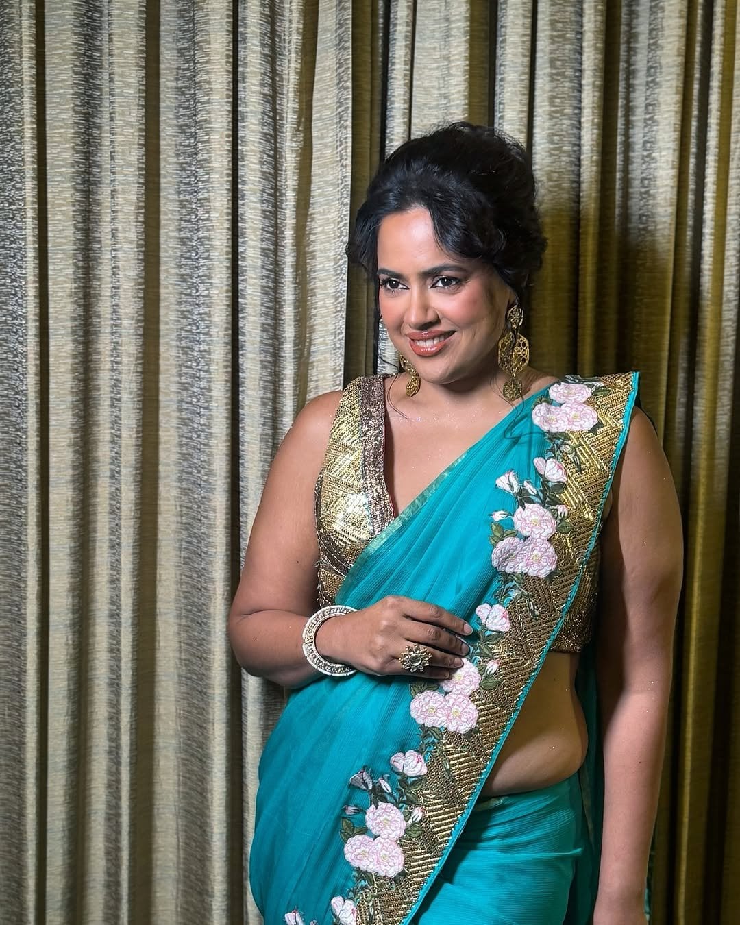 Sameera Reddy nude 6
