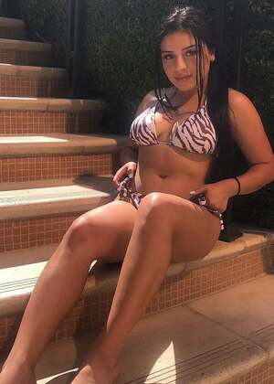 Samira Valentina nude 11