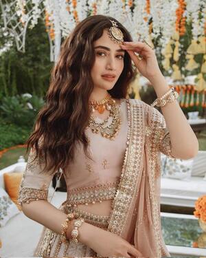 Sana Javed nude 8