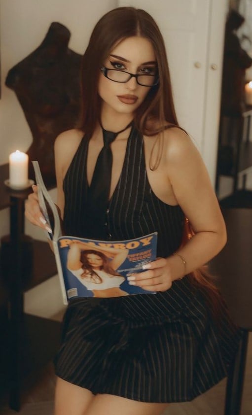 Sandra Hachula nude 4