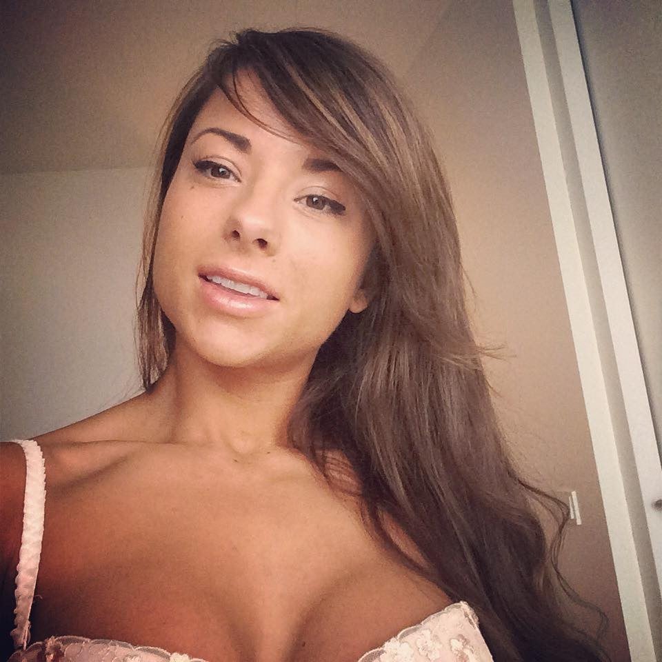 Sandra Prikker nude 9
