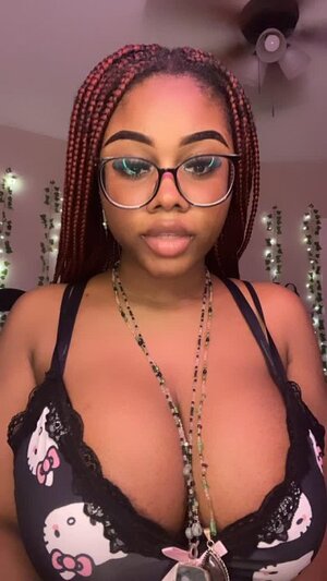 Santassweetest nude 6
