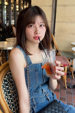 Saori Araki nude 3