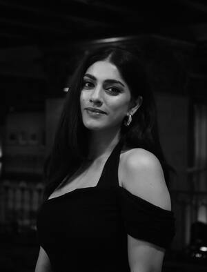 Sapna Pabbi nude 5